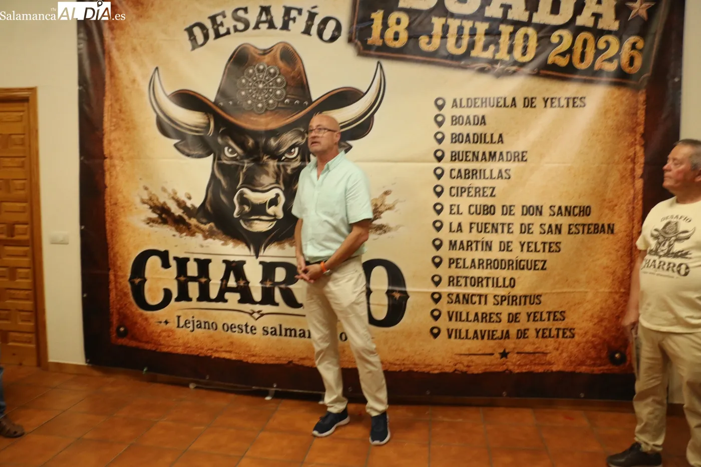 Momento de la entrega simbólica del cheque a Pyfano por parte de los pueblos del Desafío Charro / CORRAL