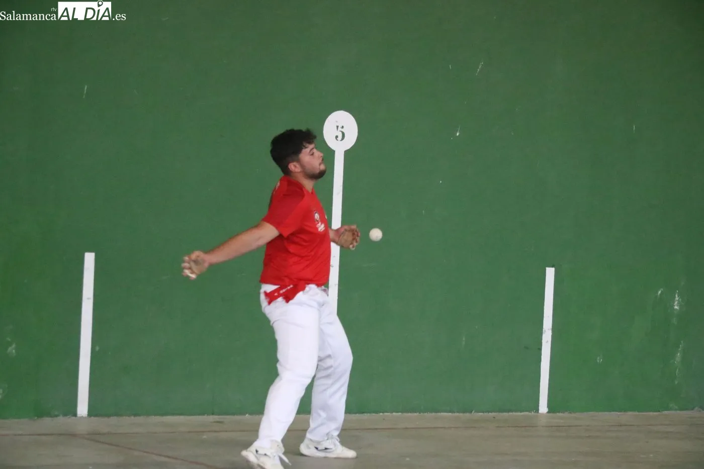 Partido de pelota a mano en Villaseco de los Reyes / ARIAS