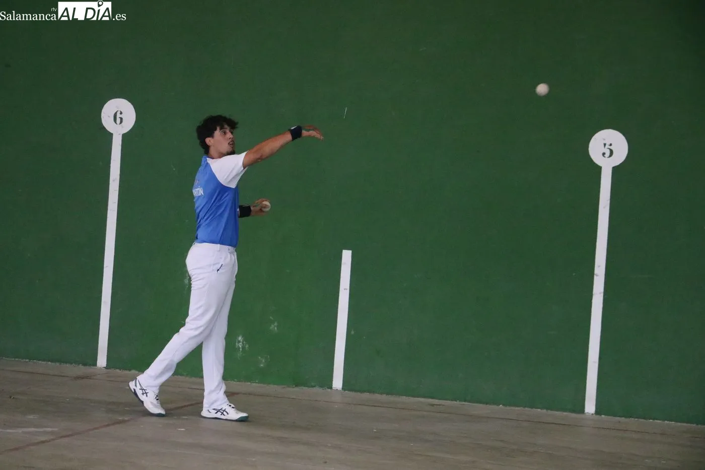 Partido de pelota a mano en Villaseco de los Reyes / ARIAS