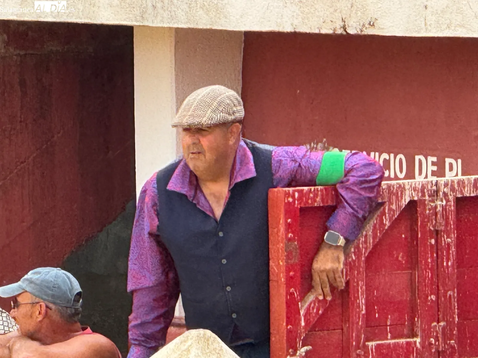 Foto 2 - El IV Toro Virgen de la Encina vuelve a reunir a multitud de aficionados en Macotera