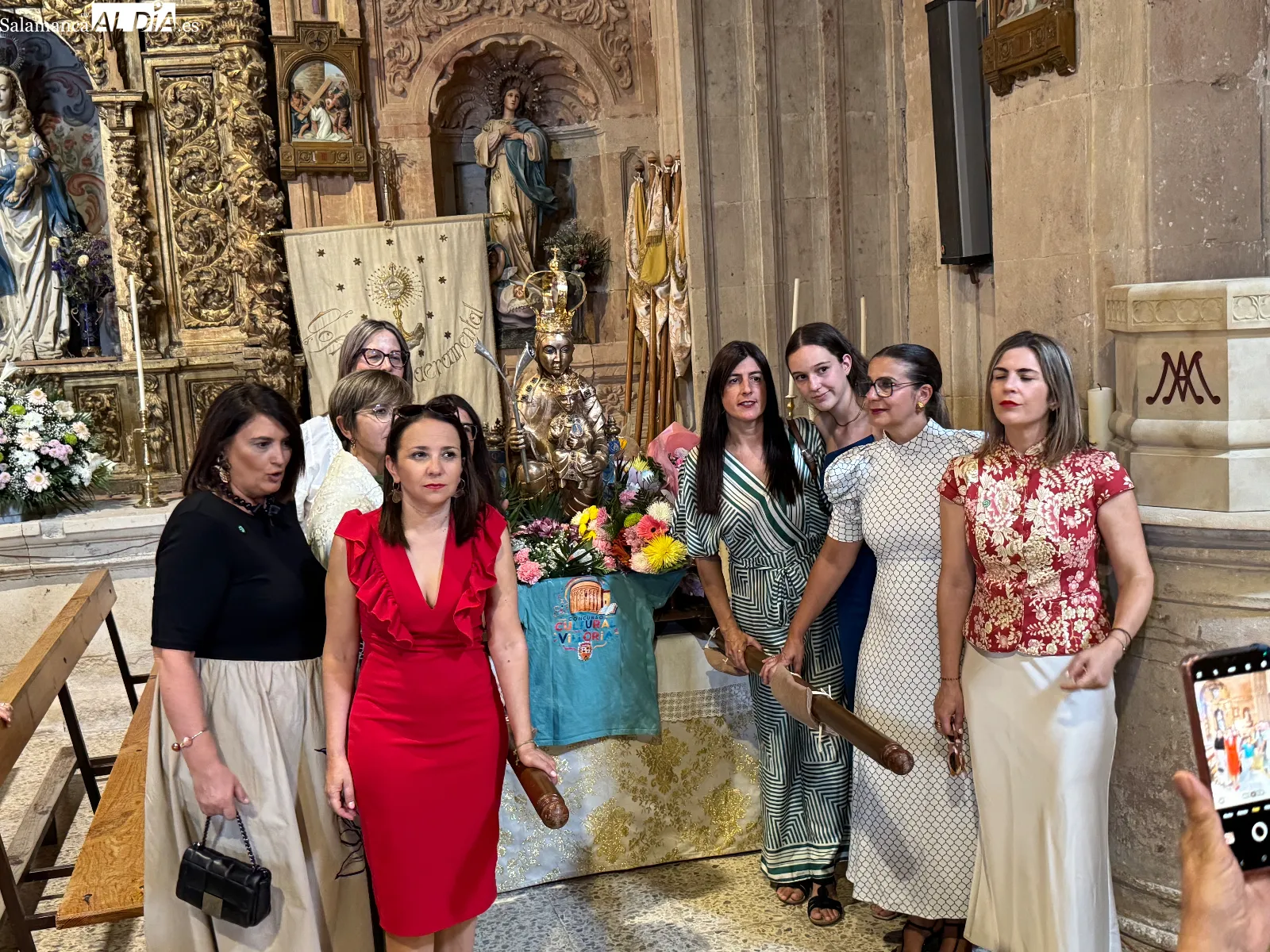 Foto 2 - Villoria se engalana y se vuelca con su patrona, la Virgen de la Vega, en el d&iacute;a grande de sus fiestas