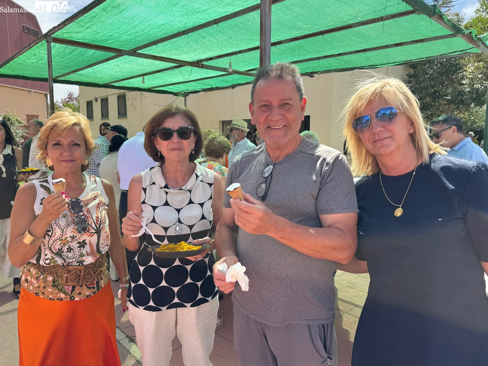 Foto 11 - Macotera comparte mesa, mantel y fiesta con la tradicional paellada popular de sus celebraciones patronales