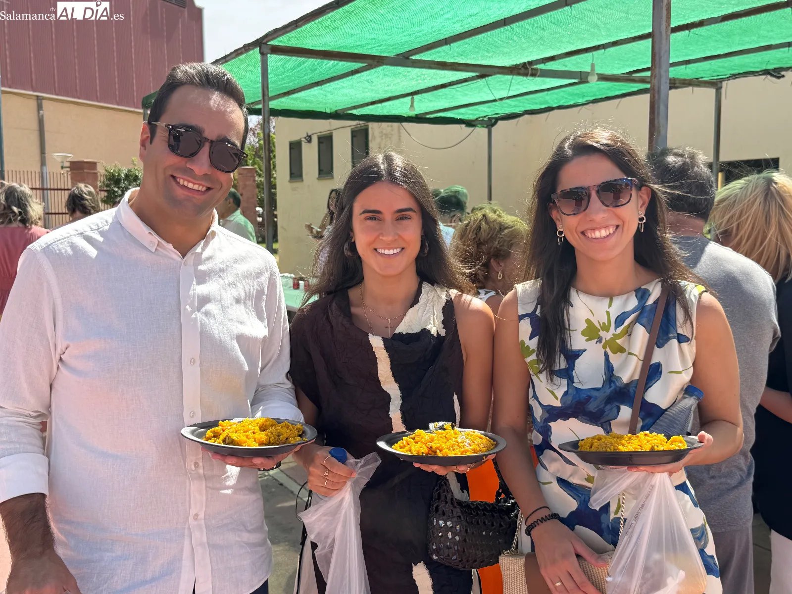 Foto 10 - Macotera comparte mesa, mantel y fiesta con la tradicional paellada popular de sus celebraciones patronales