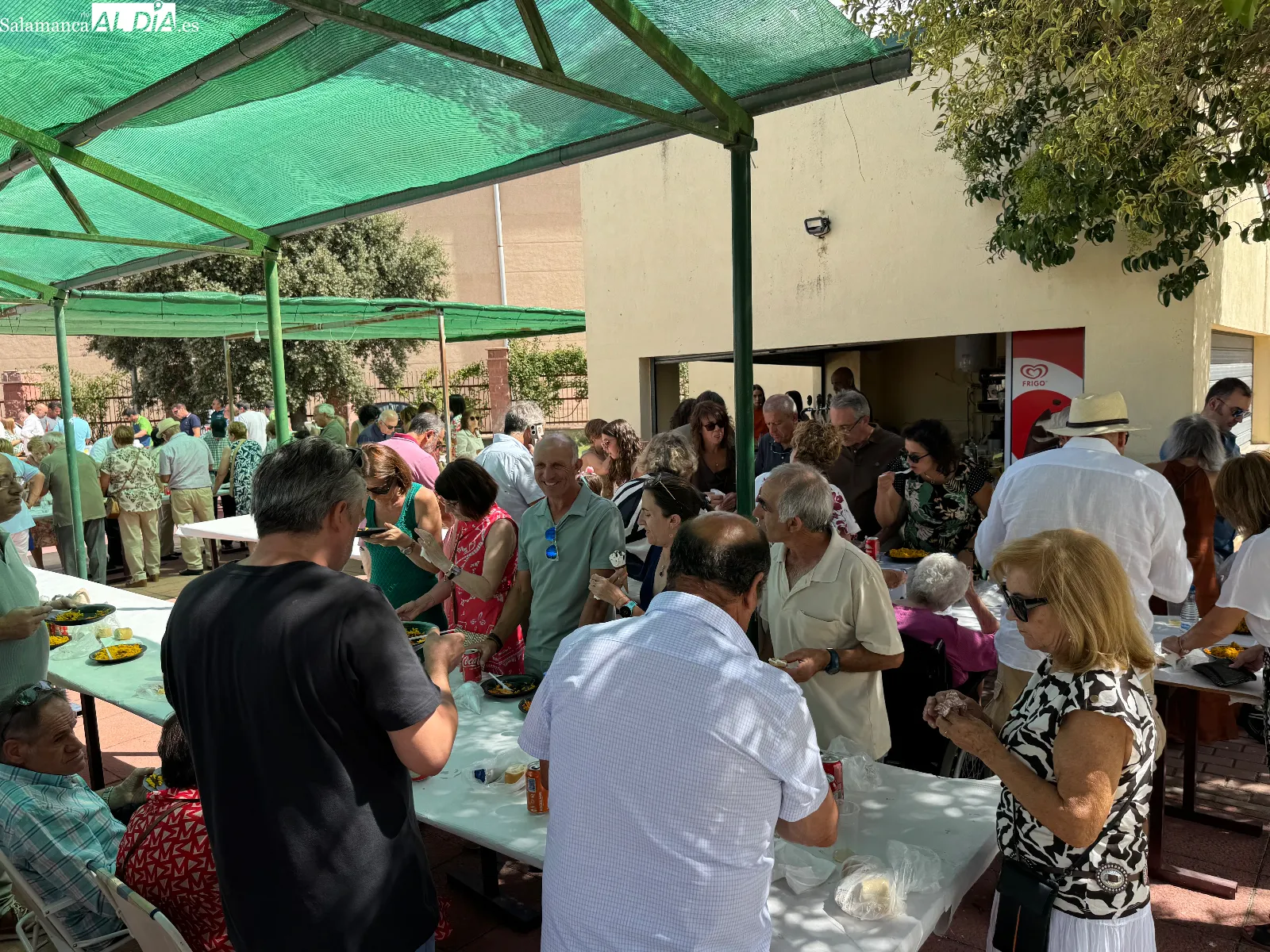 Foto 4 - Macotera comparte mesa, mantel y fiesta con la tradicional paellada popular de sus celebraciones patronales