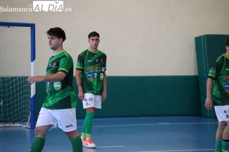 Foto 14 - El CD Albense FS tropieza ante el River Zamora en su estreno en casa (1-5)
