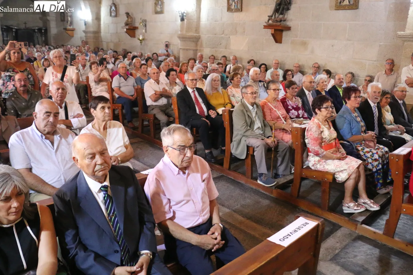Convivencia comarcal de mayores y bodas de oro en Mieza / 