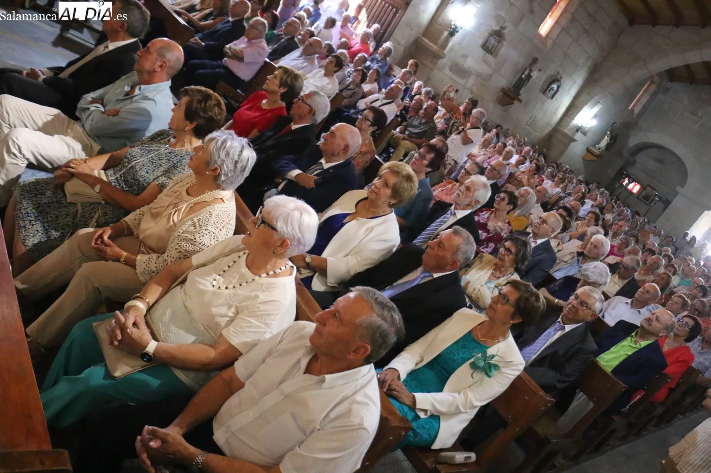 Convivencia comarcal de mayores y bodas de oro en Mieza / 
