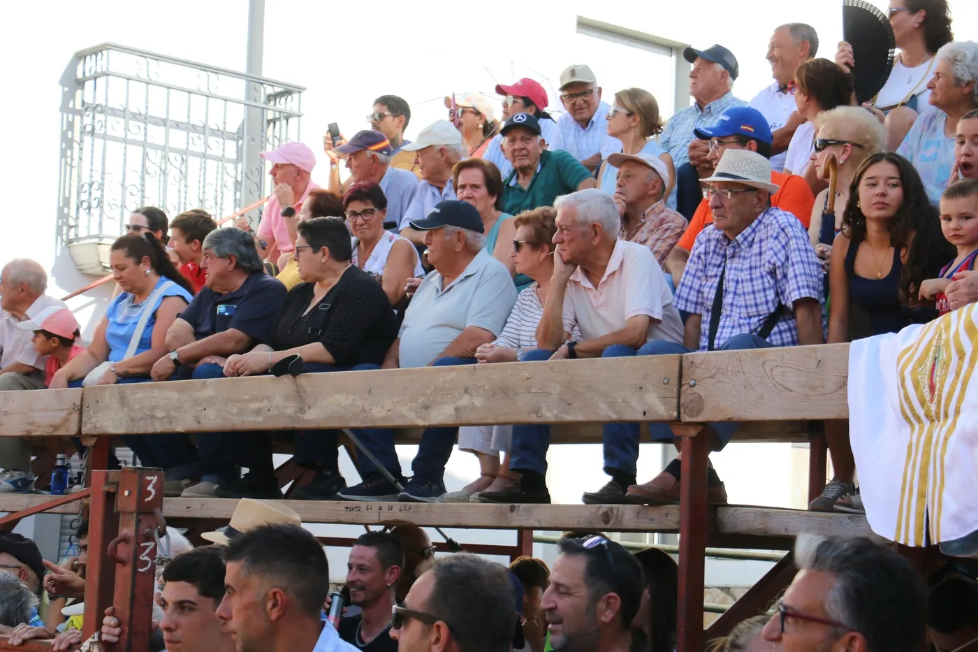 Entretenida novillada de Ignacio López Chaves en Mieza / CORRAL 