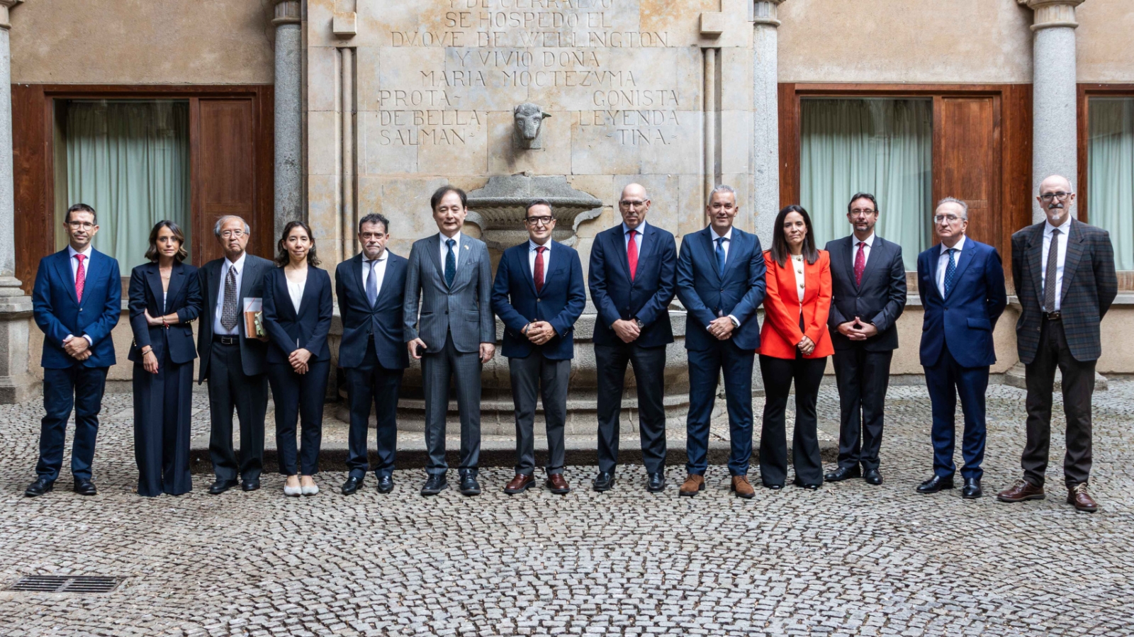 La USAL y Japón estrechan lazos económicos y académicos en el V Centenario de la Escuela de Salamanca