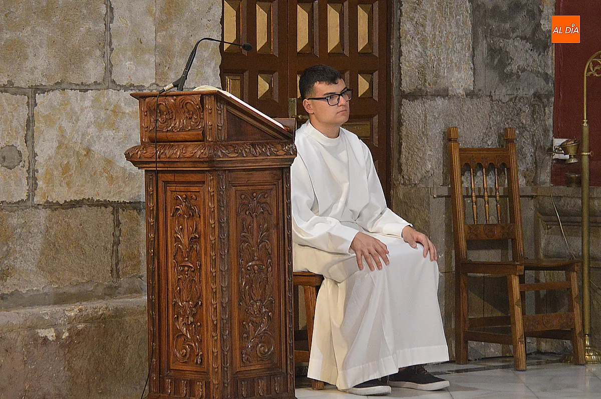 Foto 4 - La parroquia de San Andr&eacute;s celebra la Novena por la Virgen de la Pe&ntilde;a 