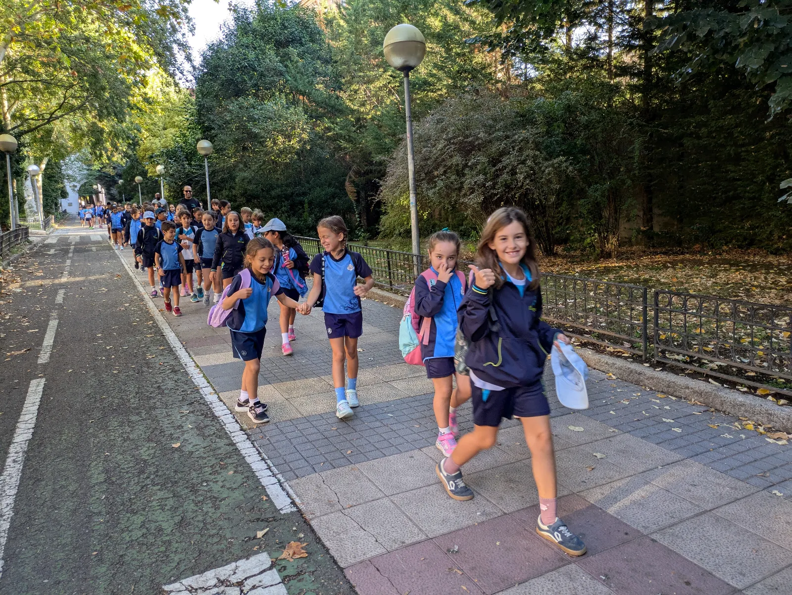 Oración, juegos y un gran puzle en la jornada de convivencia de San Juan Bosco