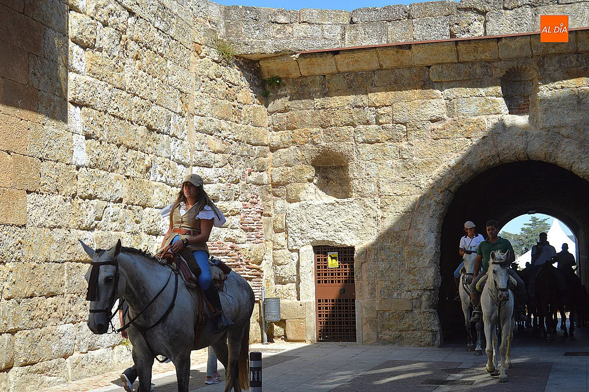 Foto 15 - &Eacute;xito de las rutas ecuestres de la ma&ntilde;ana en Ciudad Rodrigo