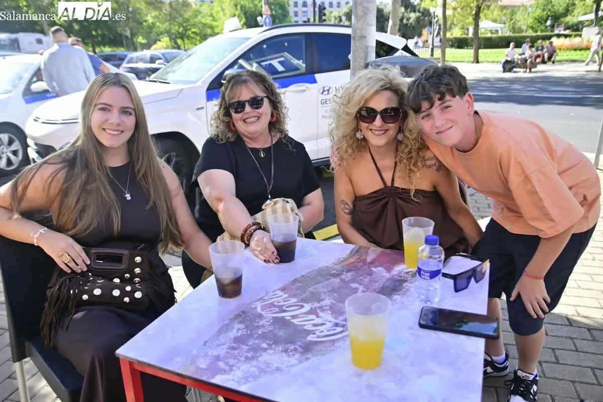 Ni el intenso calor frena a la afición en un festejo con buen ambiente, caballos de lujo y el hornazo como aperitivo estrella en el festejo de rejones | FOTOS: SALAMANCArtv AL DÍA
