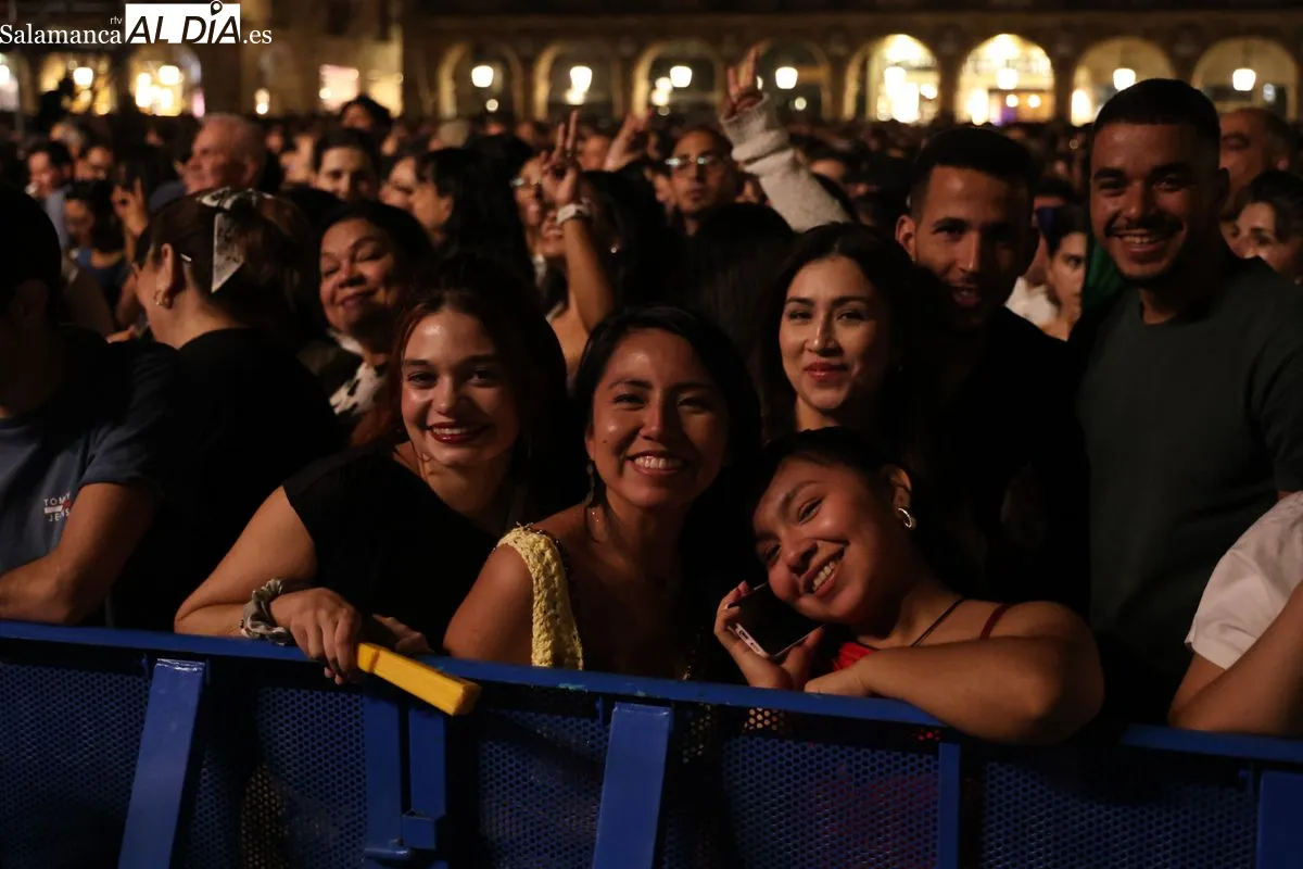 Concierto de Julieta Venegas en la Plaza Mayor de Salamanca | FOTOS: David Sañudo