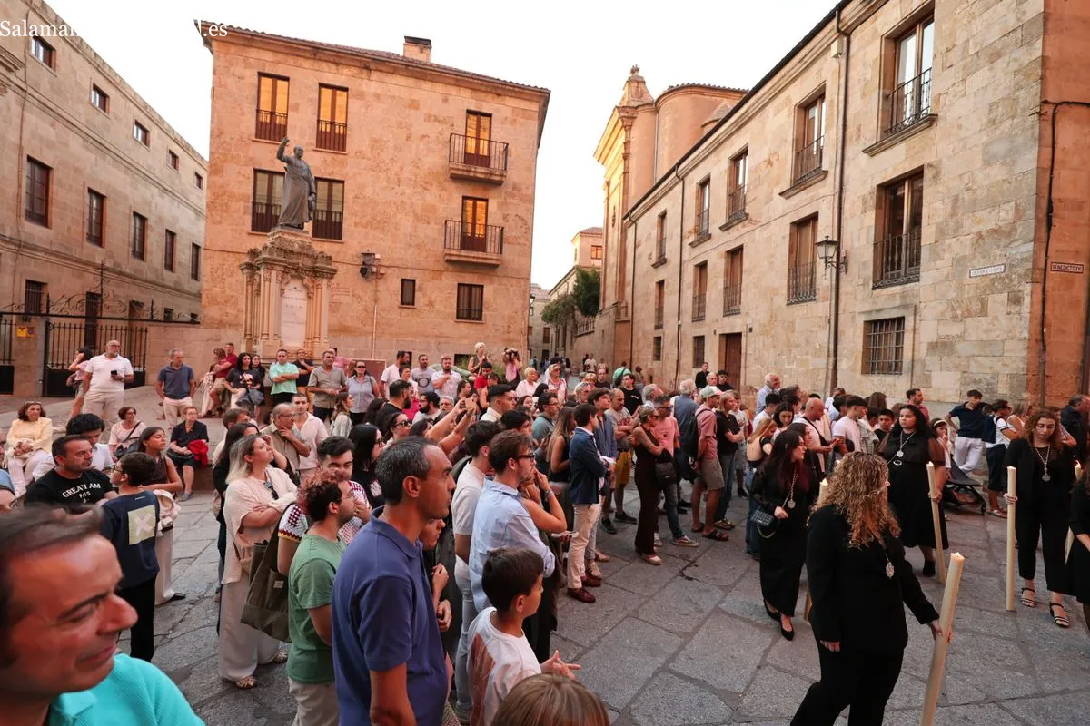 Las imágenes del Dulce Nombre, Jesús Rescatado y Jesús Nazareno ya descansan en la Catedral de Salamanca | FOTOS: David Sañudo
