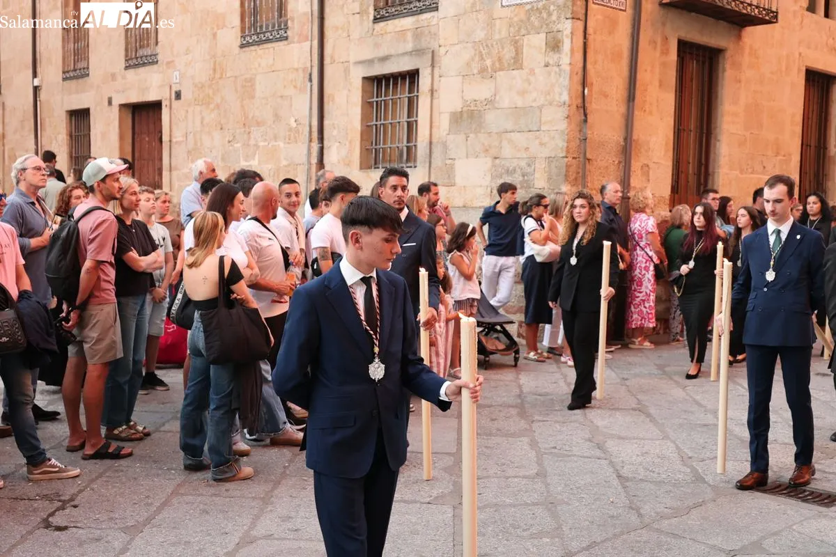 Las imágenes del Dulce Nombre, Jesús Rescatado y Jesús Nazareno ya descansan en la Catedral de Salamanca | FOTOS: David Sañudo