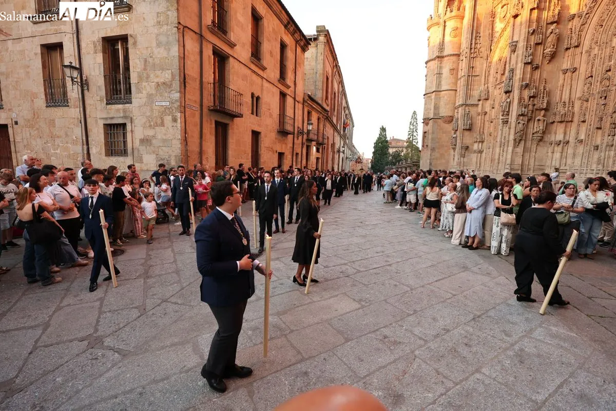 Las imágenes del Dulce Nombre, Jesús Rescatado y Jesús Nazareno ya descansan en la Catedral de Salamanca | FOTOS: David Sañudo