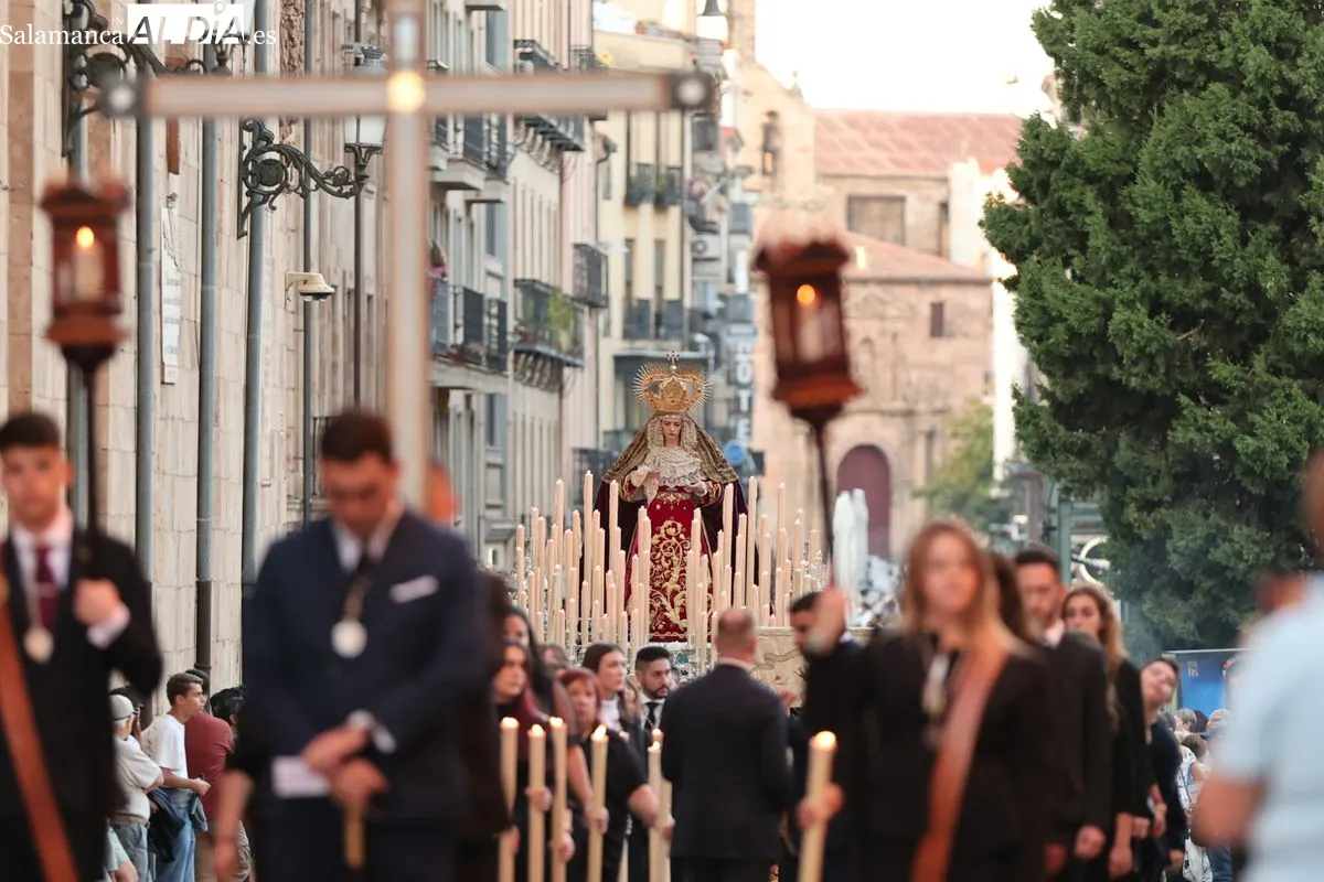 Las imágenes del Dulce Nombre, Jesús Rescatado y Jesús Nazareno ya descansan en la Catedral de Salamanca | FOTOS: David Sañudo