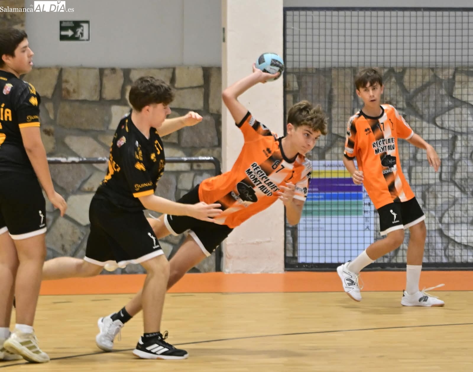 FOTOS | Éxito rotundo del Torneo de Ferias del BM Salamanca en el Río Tormes