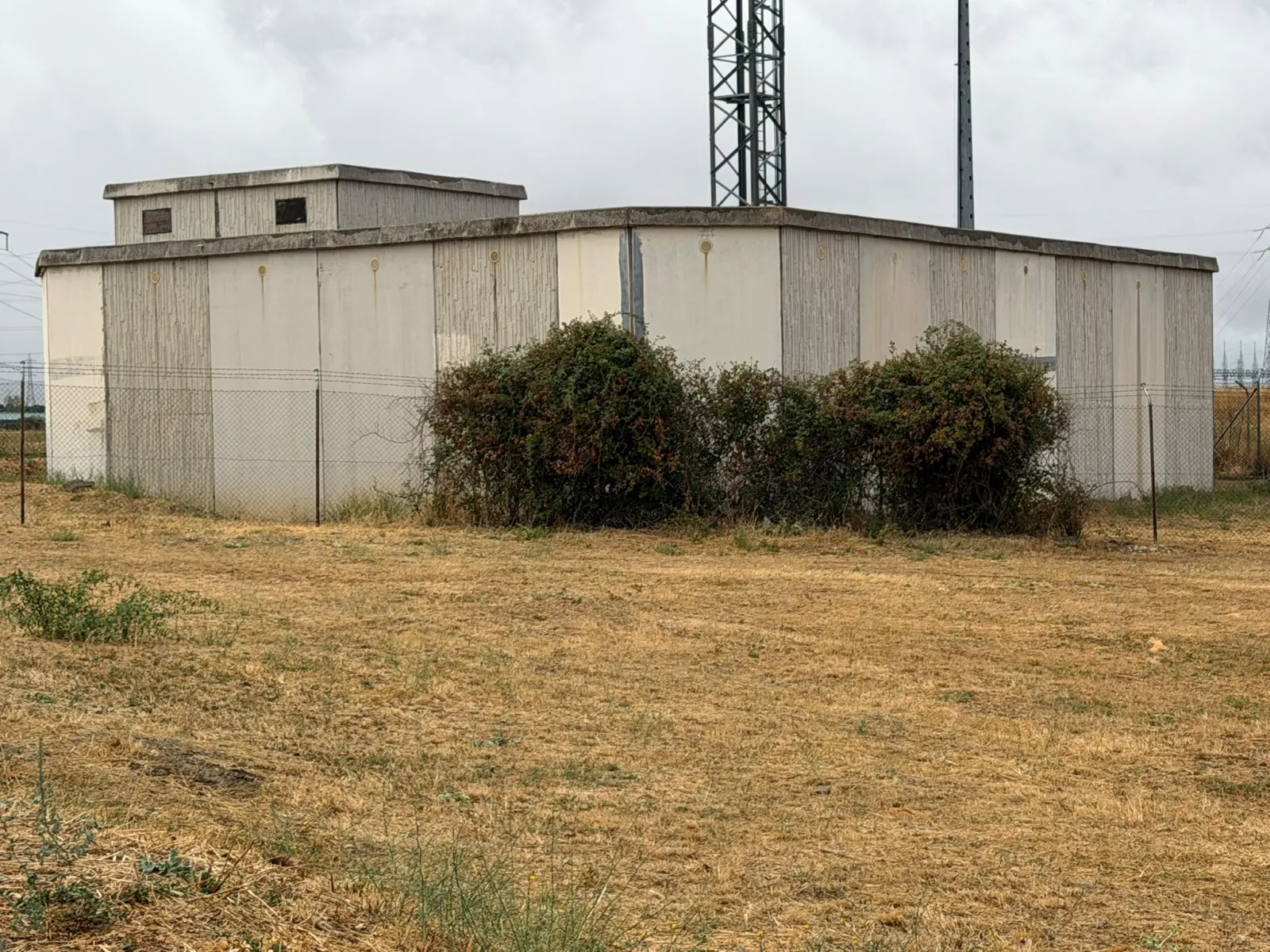 Villamayor renovará la cubierta del depósito de Las Canteras