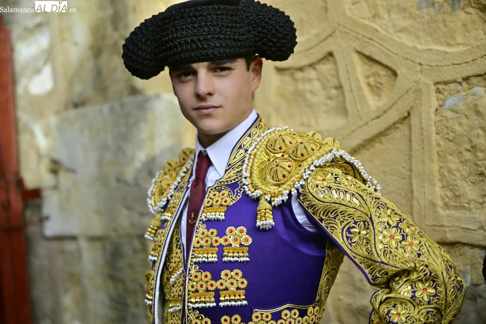 Foto 4 - I&ntilde;igo Norte hace el toreo en La Glorieta
