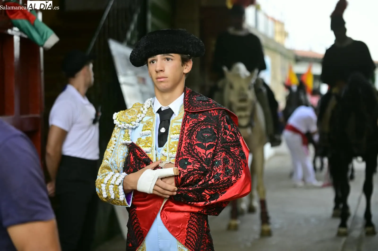 Foto 7 - I&ntilde;igo Norte hace el toreo en La Glorieta