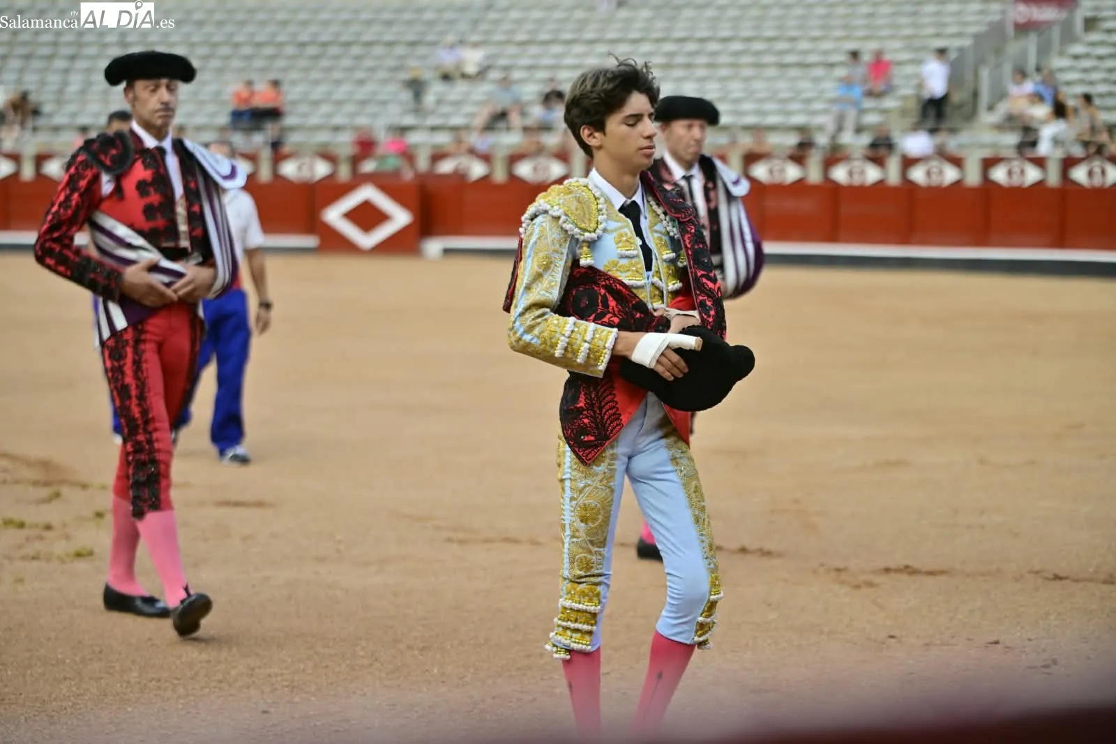 Foto 13 - I&ntilde;igo Norte hace el toreo en La Glorieta