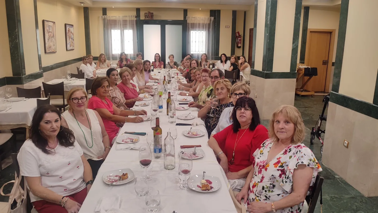 Compañeras de Dori Bernal en el homenaje