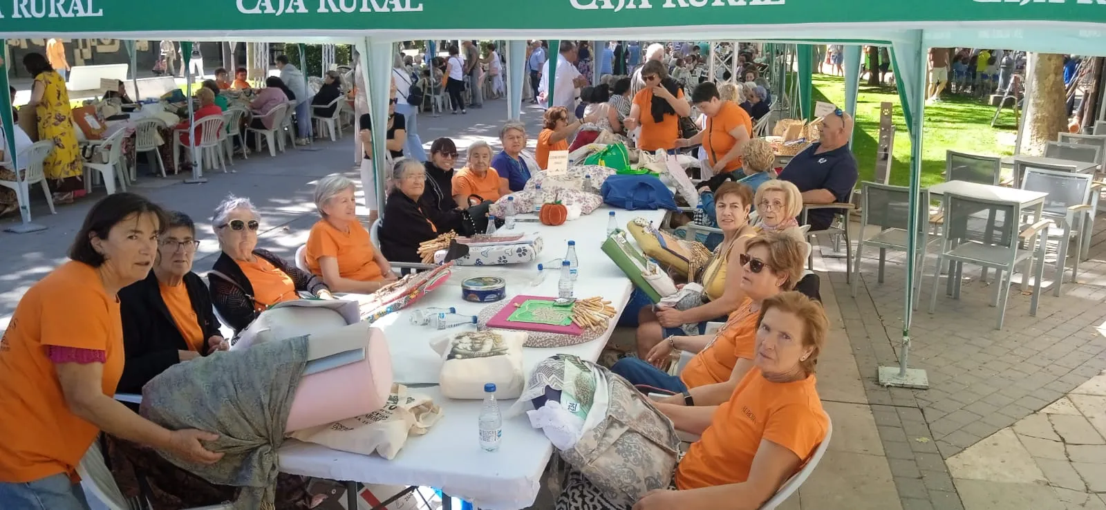 Foto 4 - Las Encajeras de la comarca participan en el XXIII Encuentro de Encajeros y Multilabores en Zamora 