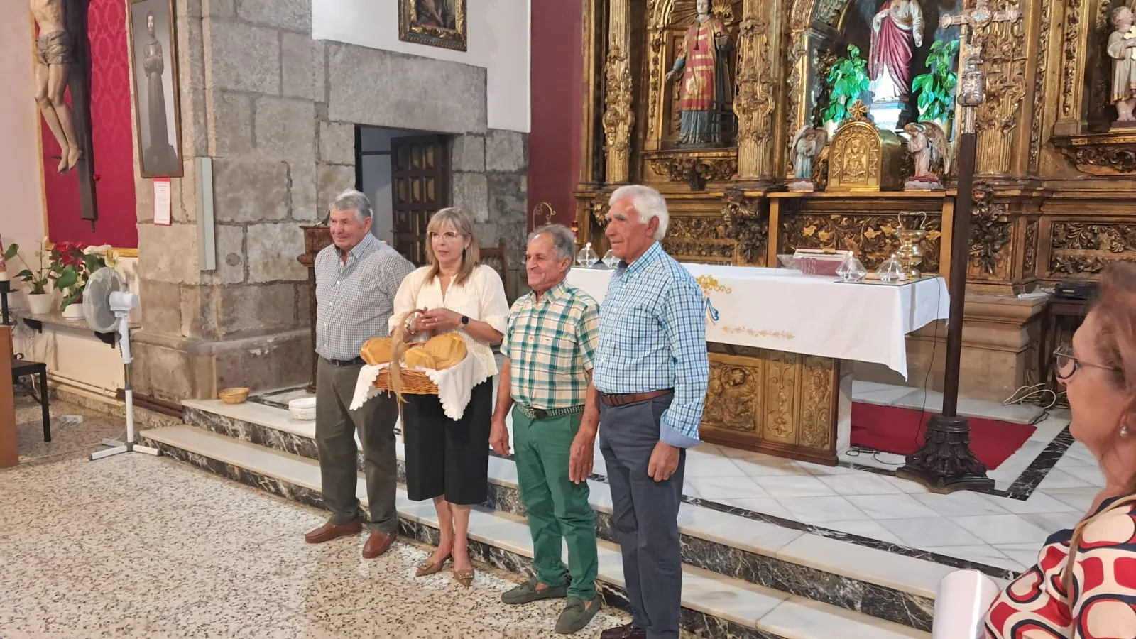 Momento de la bendición de panes