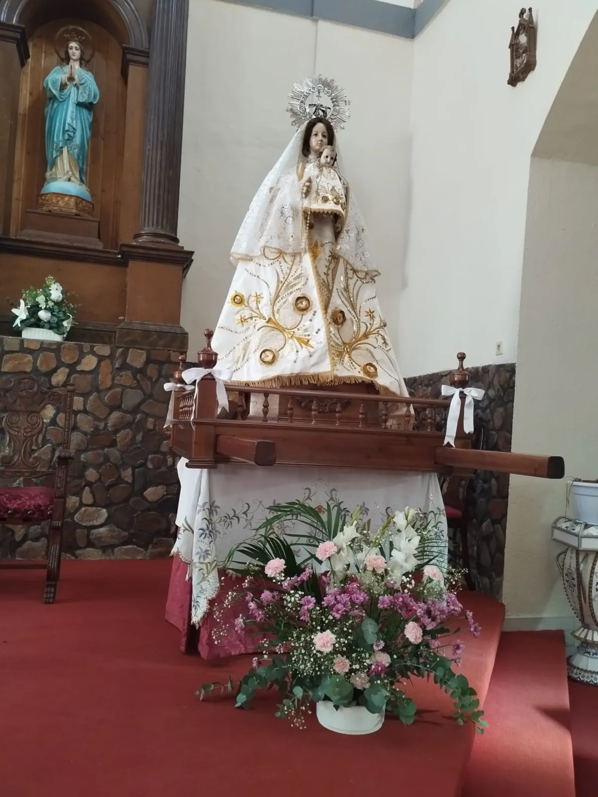 Foto 2 - El Arrabal del Puente celebra a la Virgen del Rosario con una semana de actos lit&uacute;rgicos