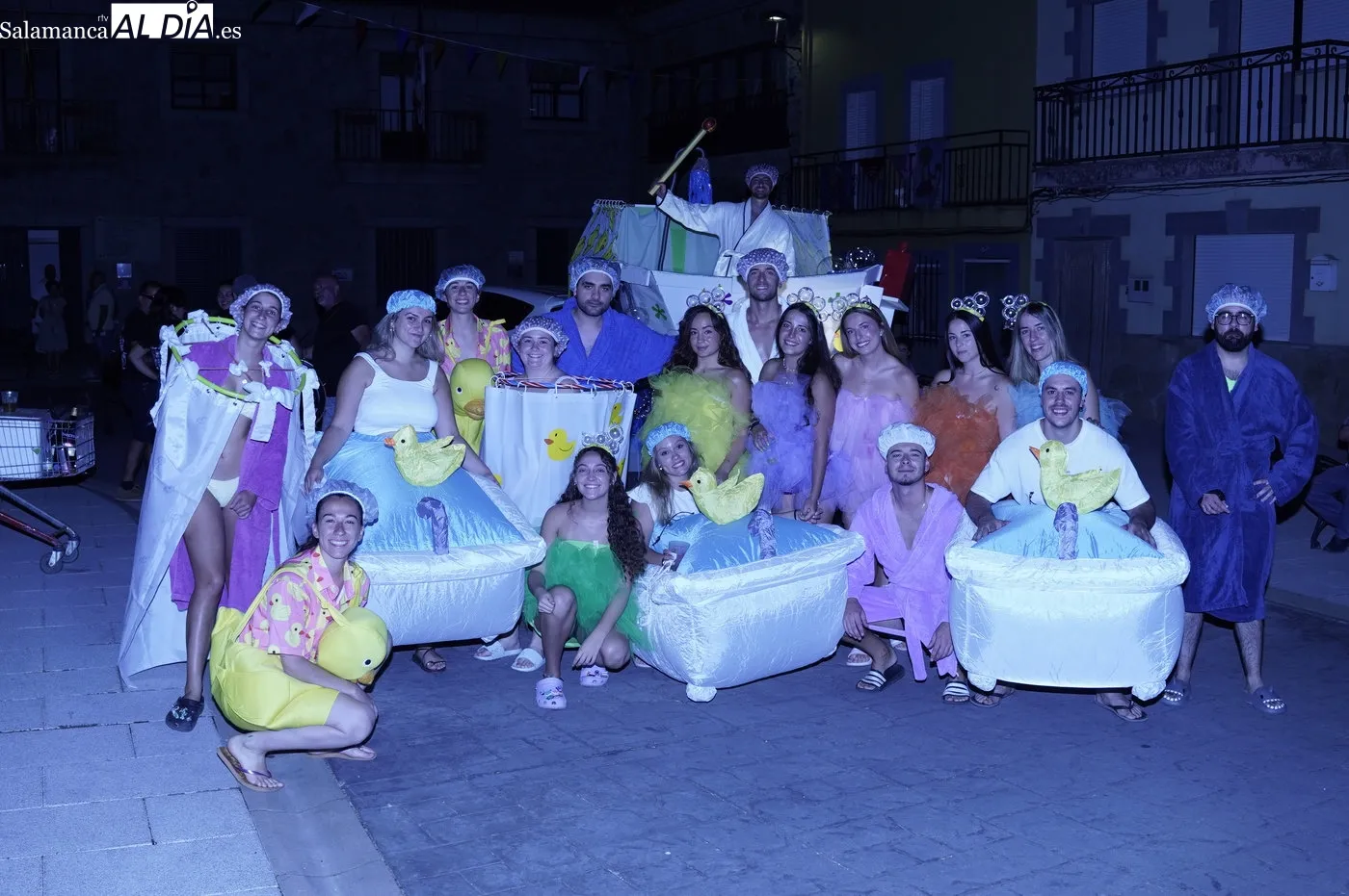 Desfile y concurso de carrozas en Pereña de la Ribera / REP. GRÁFICO: LUIS MIGUEL CONDE