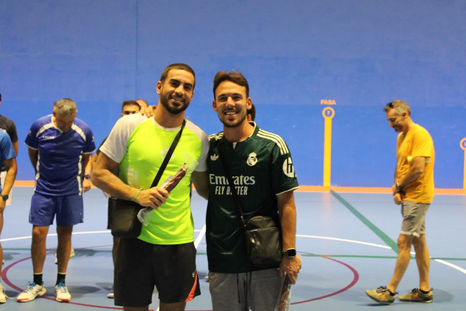 Foto 5 - Buena participaci&oacute;n y ambiente durante la IV Quedada de Frontenis dentro de las fiestas de San Miguel