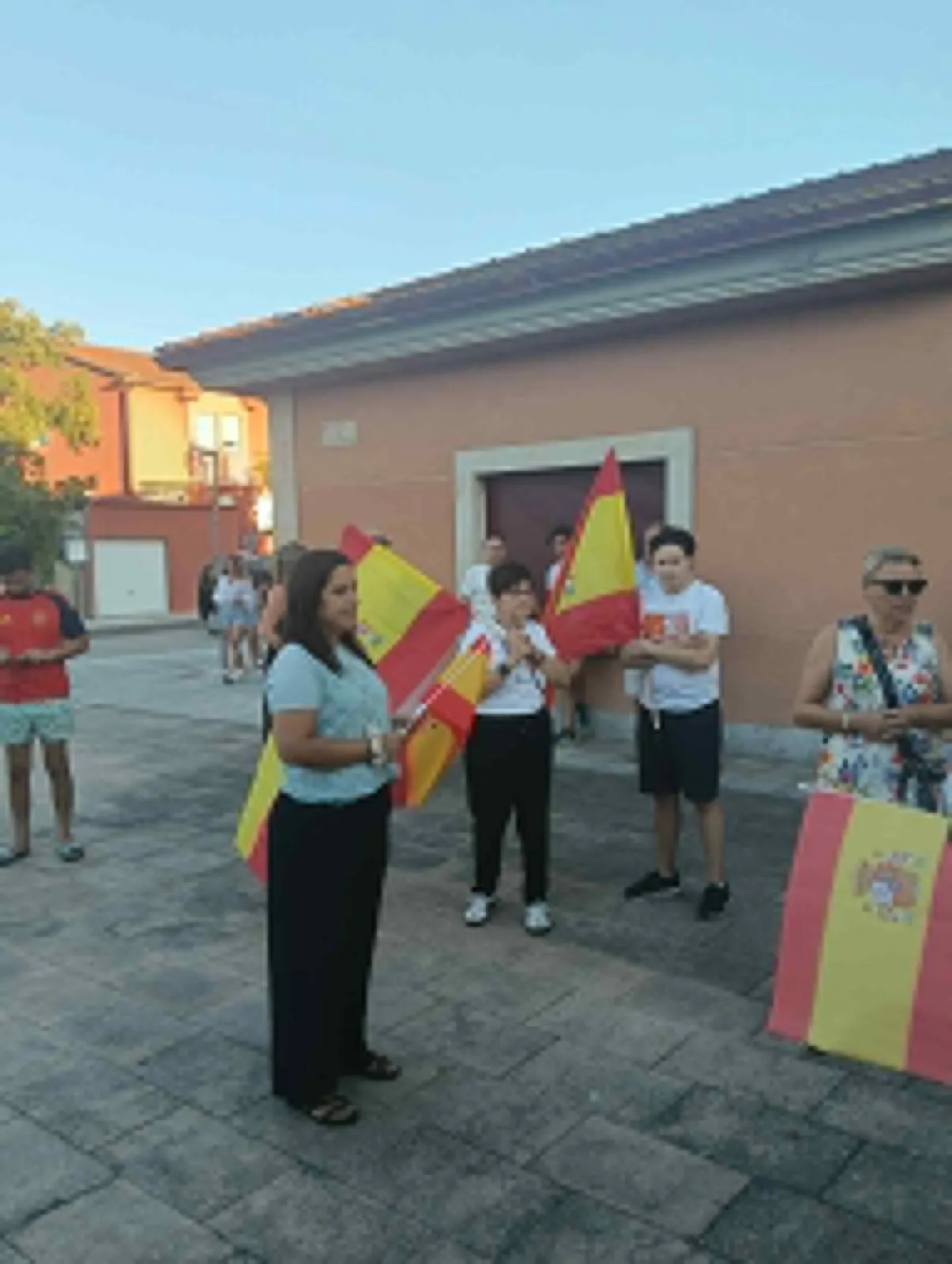 Foto 4 - FOTOS | Los municipios del Alfoz  de Salamanca se concentran en apoyo a Ceuta