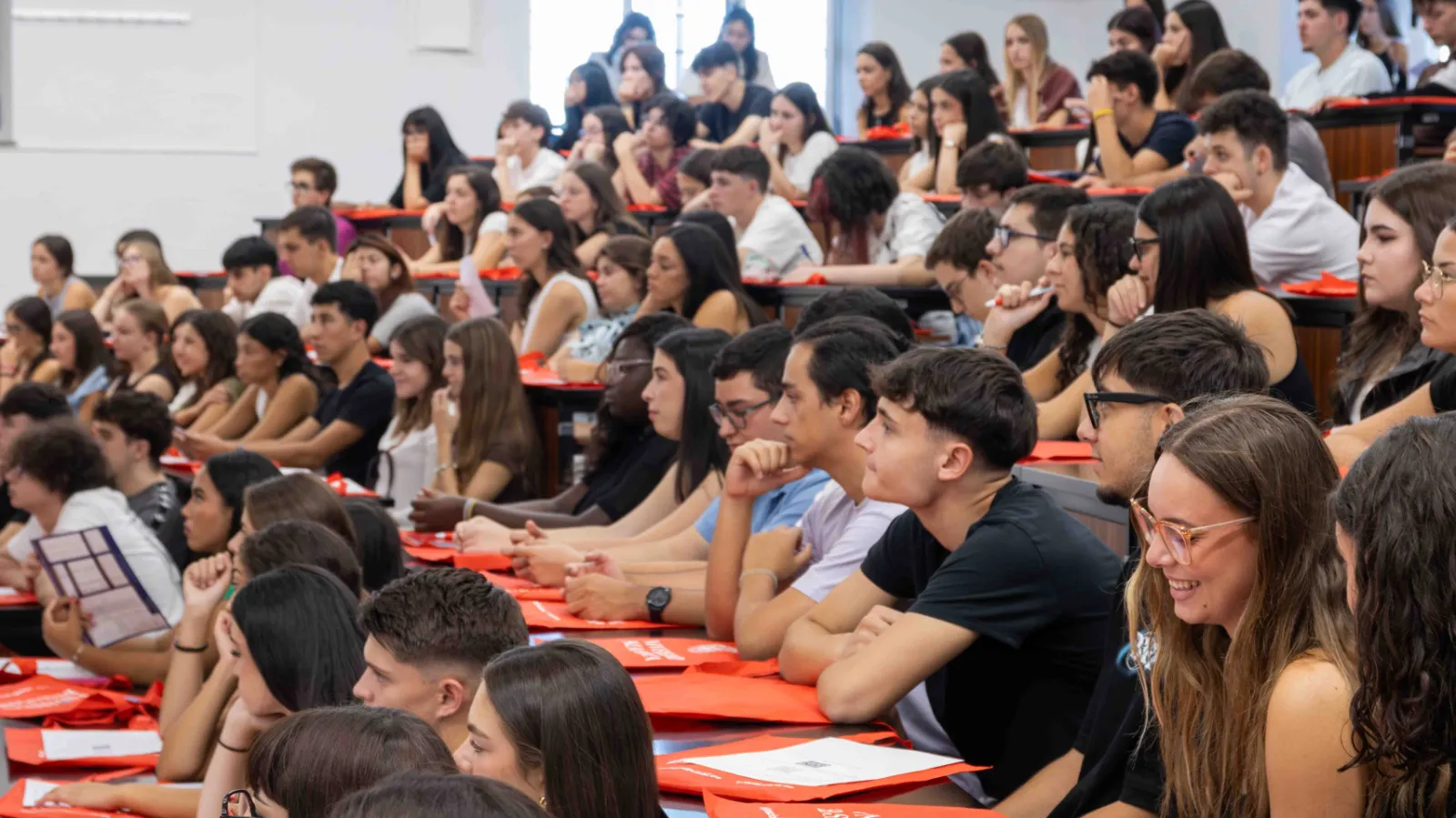 Foto 2 - La USAL inicia el curso con un aumento del 6,2% en nuevos alumnos y el estreno de Veterinaria