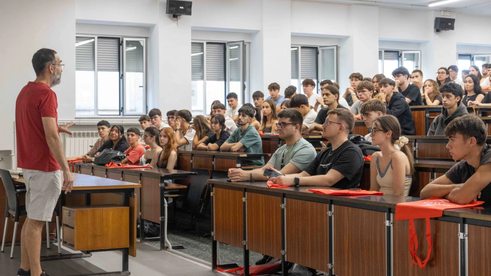 Foto 3 - La USAL inicia el curso con un aumento del 6,2% en nuevos alumnos y el estreno de Veterinaria