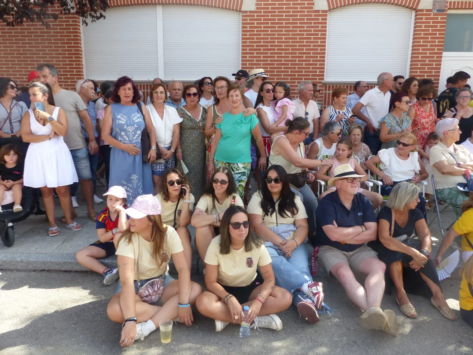 Foto 5 - Los integrantes del Concurso Cultural pregona las fiestas de Villoria tras 35 a&ntilde;os haciendo pueblo