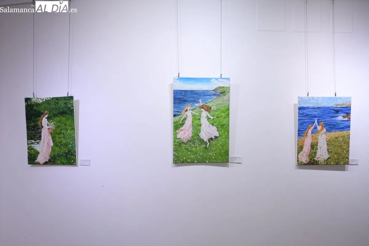 La calma de la naturaleza inspira la primera exposición de la artista Susette, que puede verse en el Espacio Joven. Foto de David Sañudo
