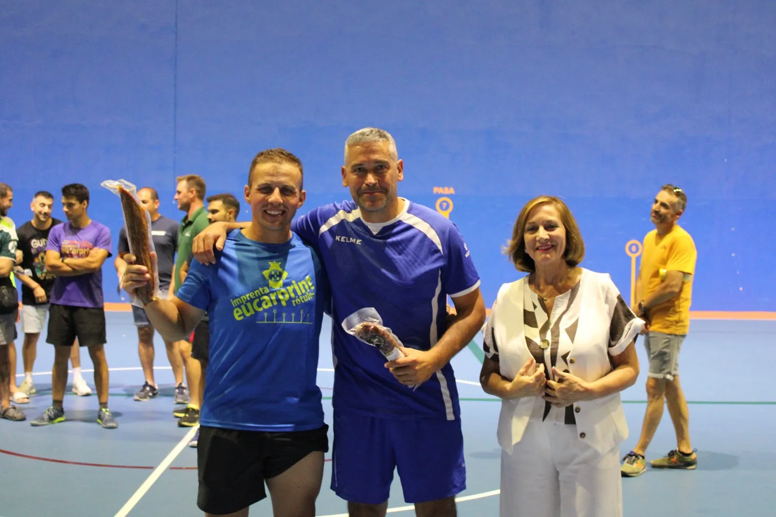 Foto 8 - Buena participaci&oacute;n y ambiente durante la IV Quedada de Frontenis dentro de las fiestas de San Miguel