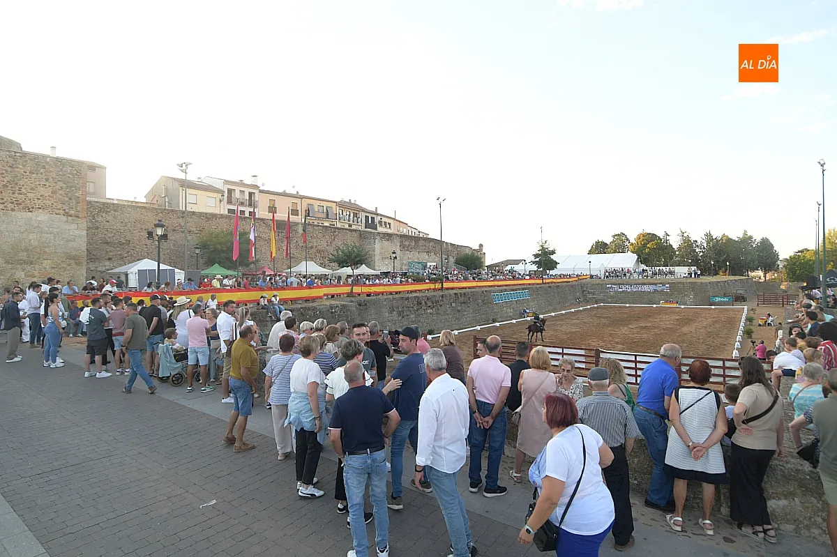 Ambiente callejero en la Feria del Caballo de Ciudad Rodrigo