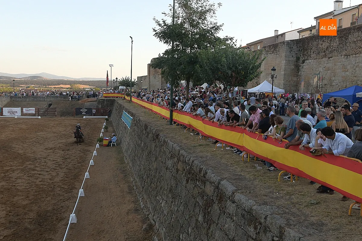 Ambiente callejero en la Feria del Caballo de Ciudad Rodrigo