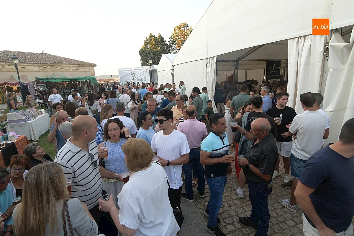 Ambiente callejero en la Feria del Caballo de Ciudad Rodrigo