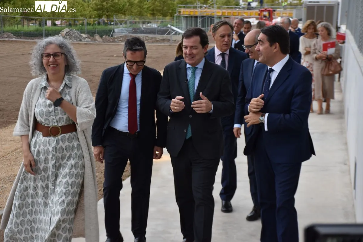 Visita de Alfonso Fernández Mañueco a la nueva Facultad de Veterinaria de la USAL | FOTOS: Miguel González