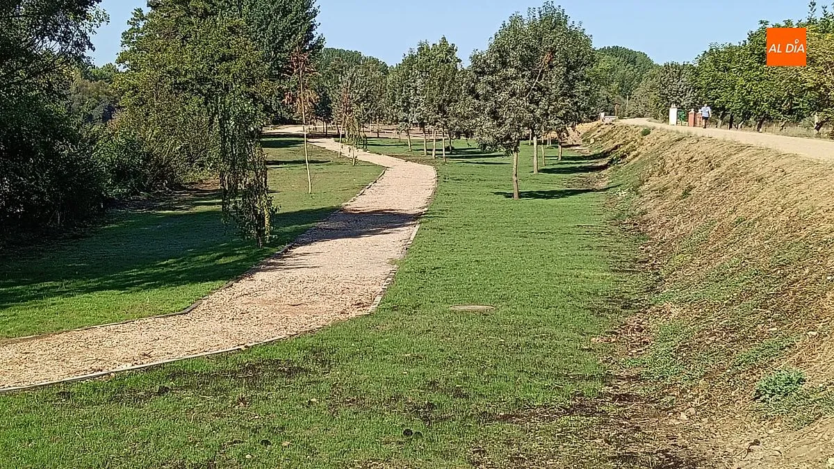 La Moretona de Ciudad Rodrigo instala su pasarela peatonal