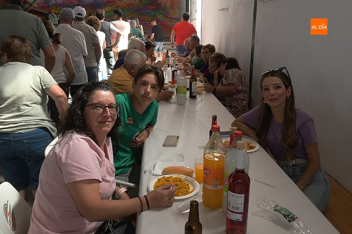 Paella Popular en Espeja San Lino