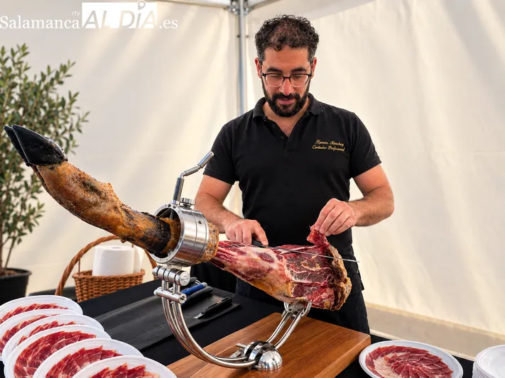 Foto 2 - Palomares de Alba vive su gran d&iacute;a de fiesta y convivencia