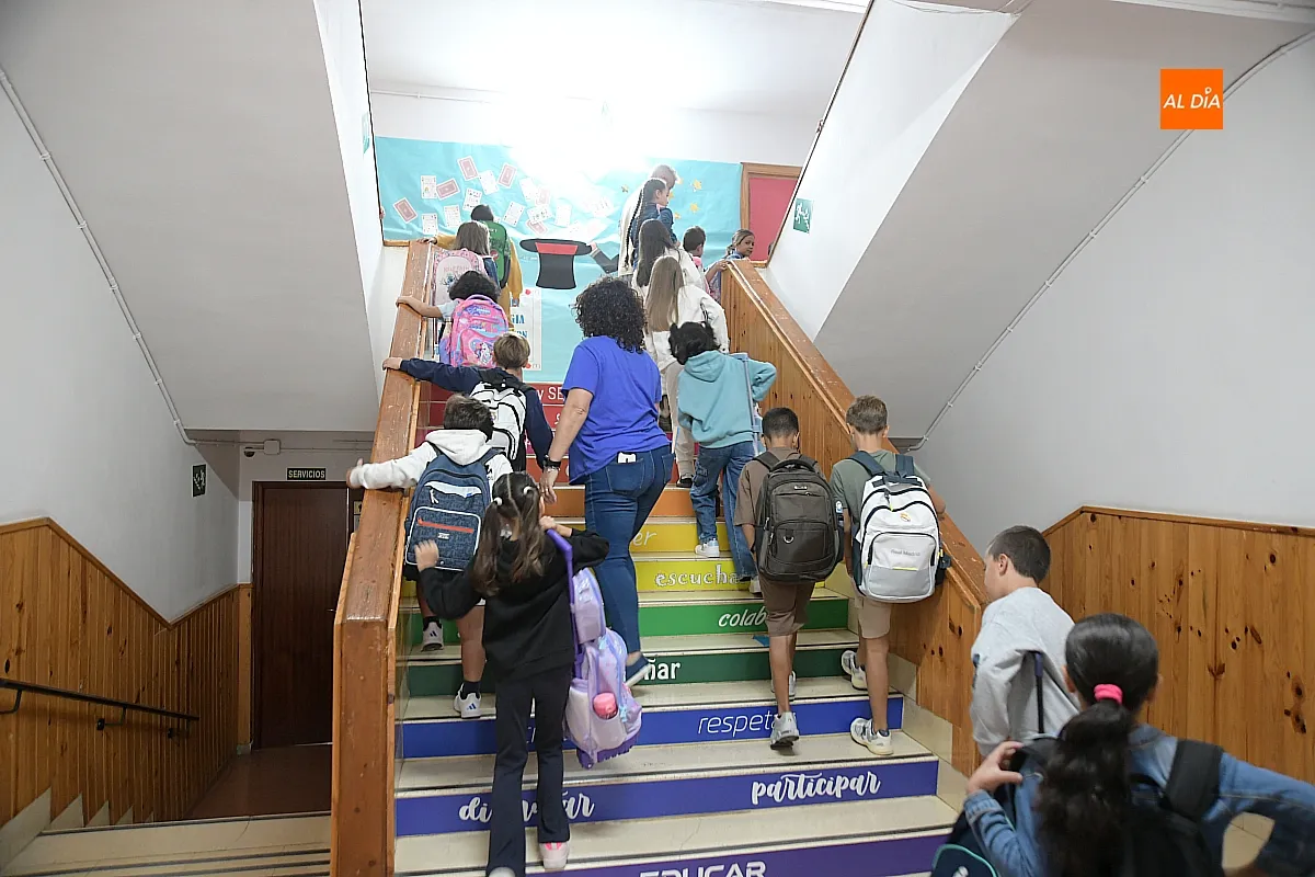 Foto 9 - Reencuentros, ilusi&oacute;n y nervios en la vuelta al cole en Ciudad Rodrigo