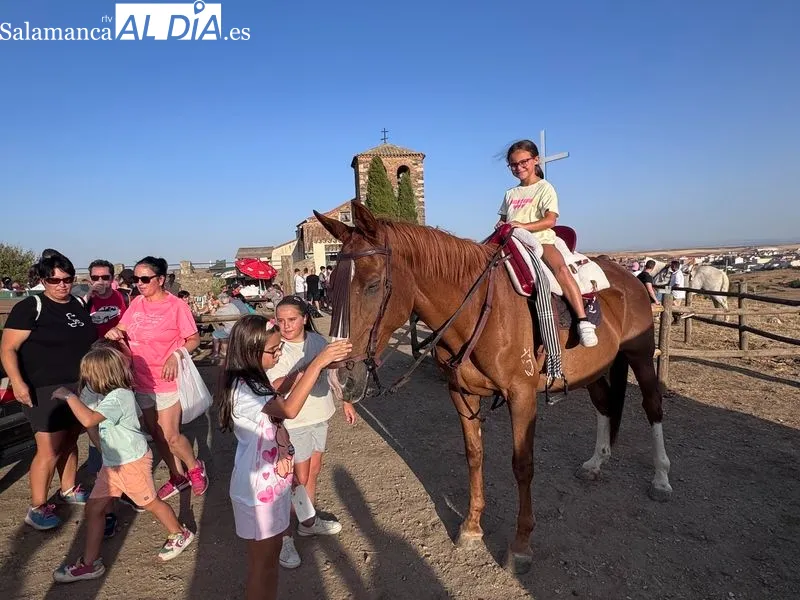Foto 10 - Sabor a tradici&oacute;n y sand&iacute;a: finalizan las fiestas de la Virgen de Otero
