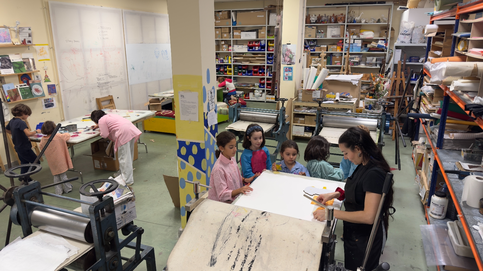 El arte que une generaciones en la Fundación Venancio Blanco