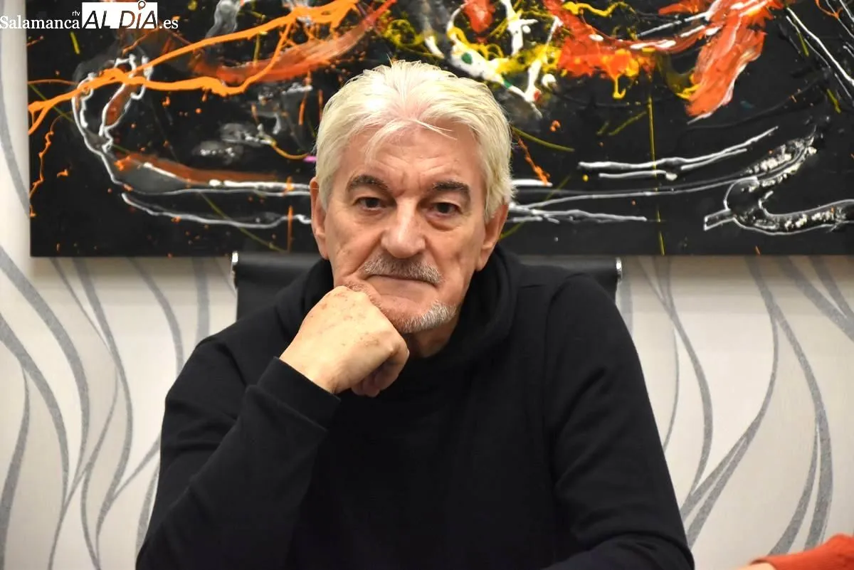 Ángel González Quesada en la tertulia Rona Dalba sobre cultura y ciudad